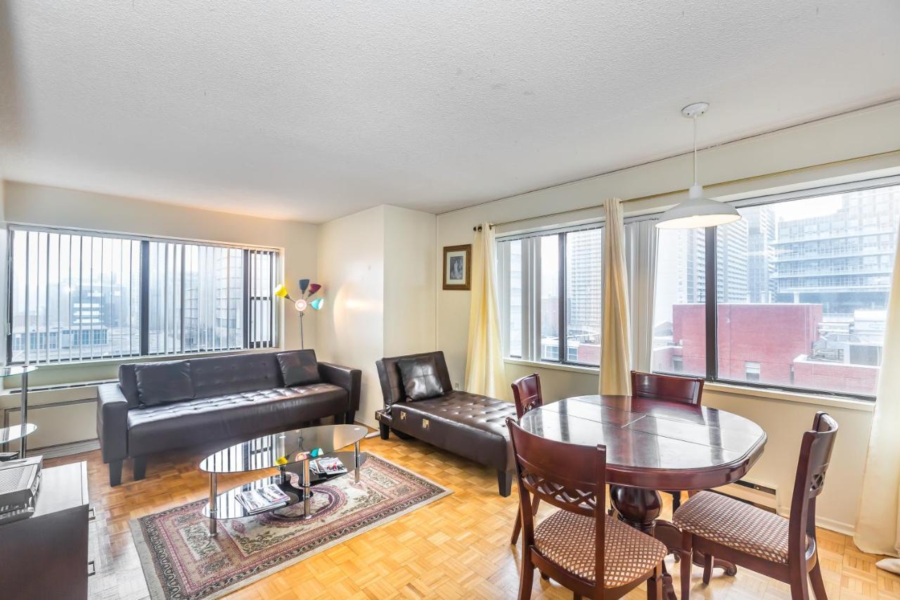 Toronto Furnished Living-Gerard Apartment ภายนอก รูปภาพ