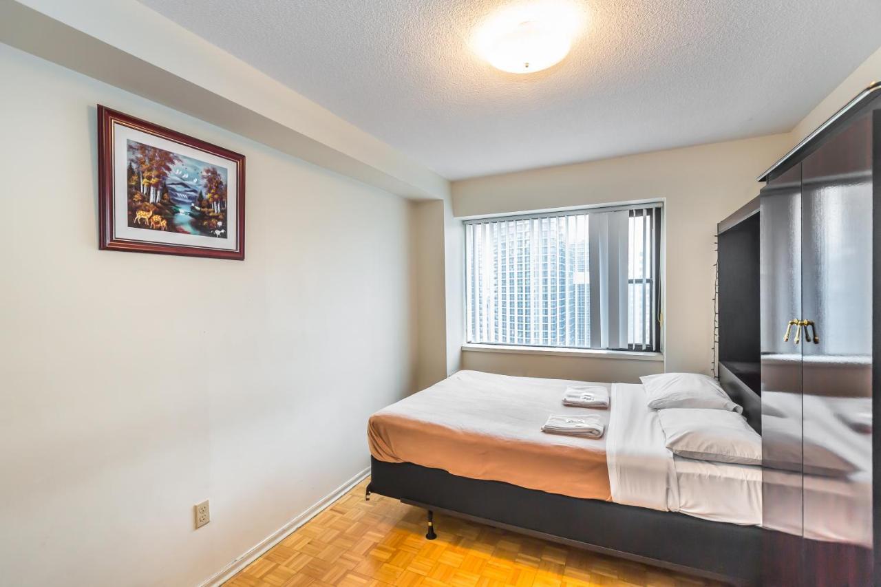 Toronto Furnished Living-Gerard Apartment ภายนอก รูปภาพ