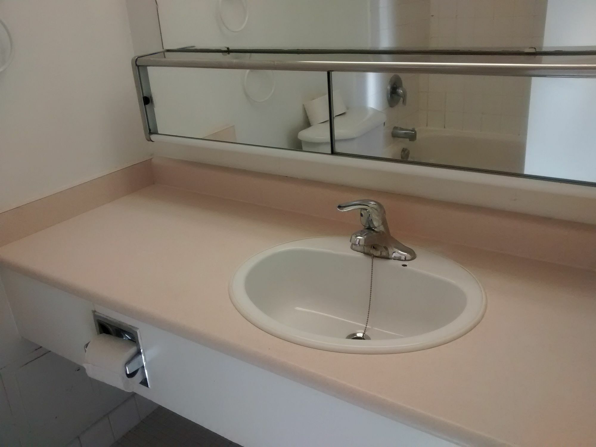 Toronto Furnished Living-Gerard Apartment ภายนอก รูปภาพ