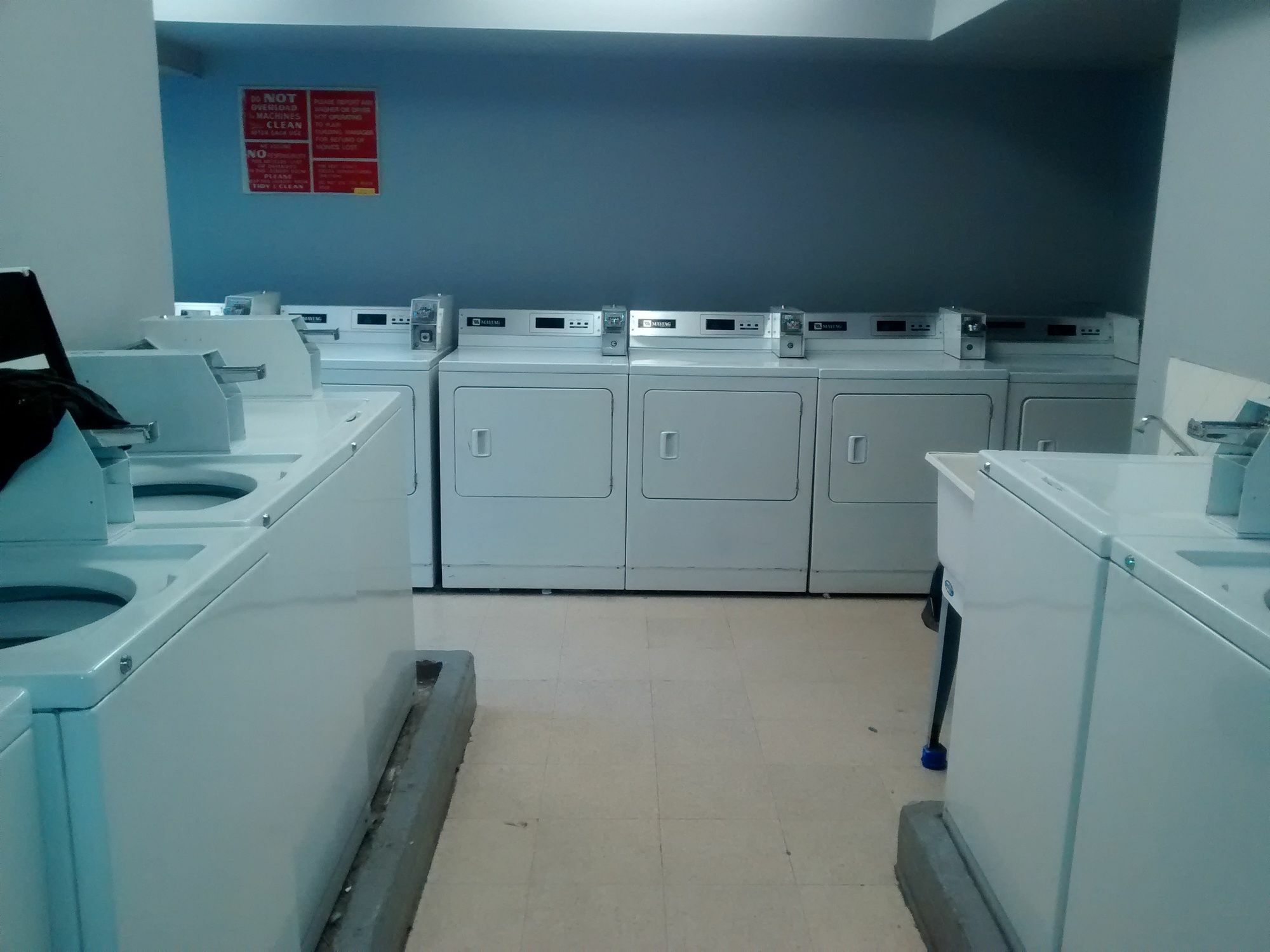 Toronto Furnished Living-Gerard Apartment ภายนอก รูปภาพ